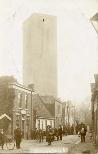 11881