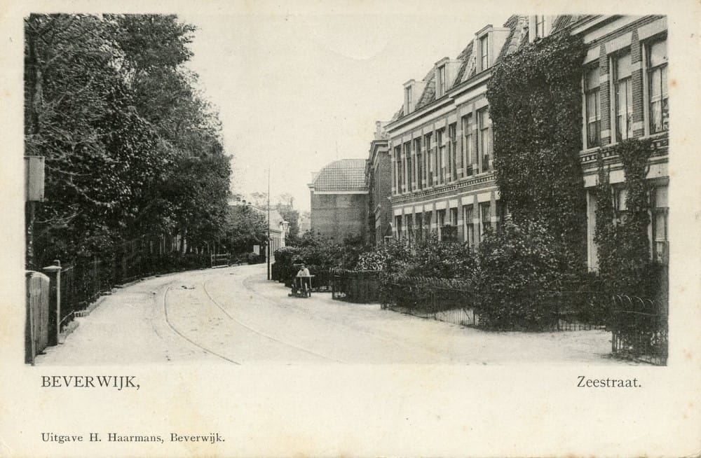 11196